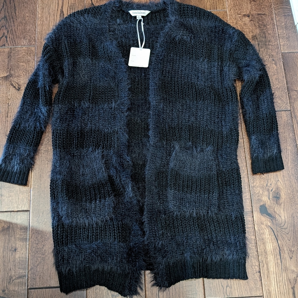 Davi & Dani Black Cardigan